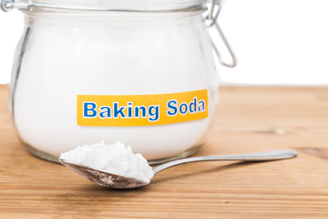 Baking soda for teeth cleaning