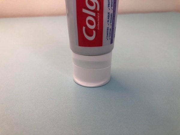 Colgate Total 12 Toothpaste lid