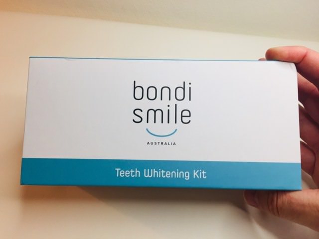 Holding Bondi Smile Whitening kit