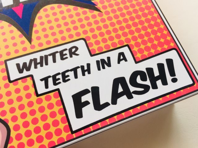 Text on the Kapow Smiles Whitening kit box