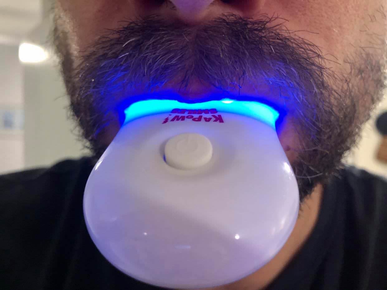 Using the kapow smiles kit LED light