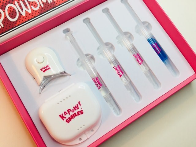 Inside the Kapow Smiles teeth whitening kit