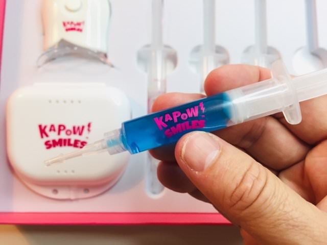The re-mineralisation gel in the Kapow Smiles Whitening kit