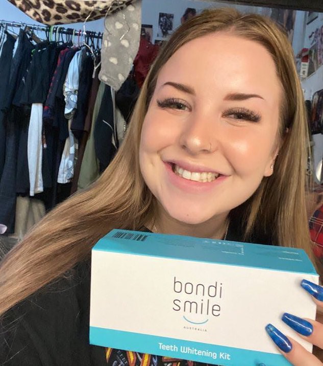 Alannas bondi smile teeth whitening kit review feature image