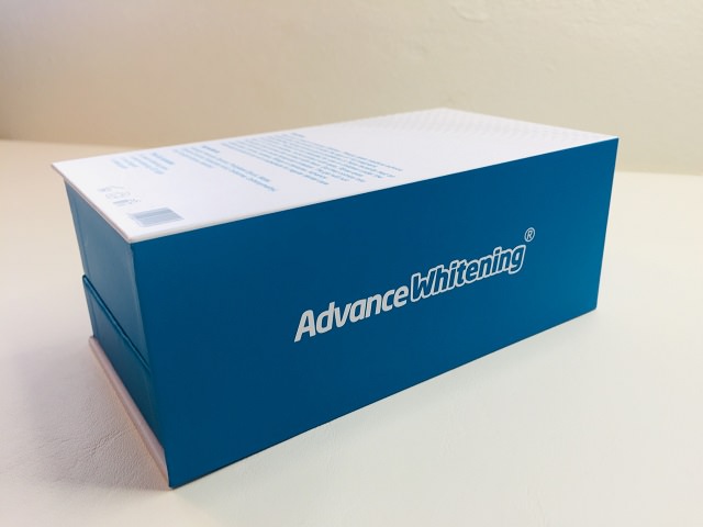 A side view of the Advance Whitening Teeth Whitening kit