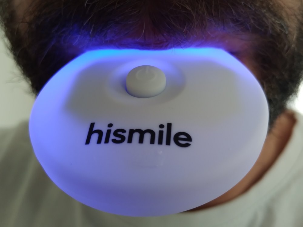 Using hismiles LED light and mouth tray
