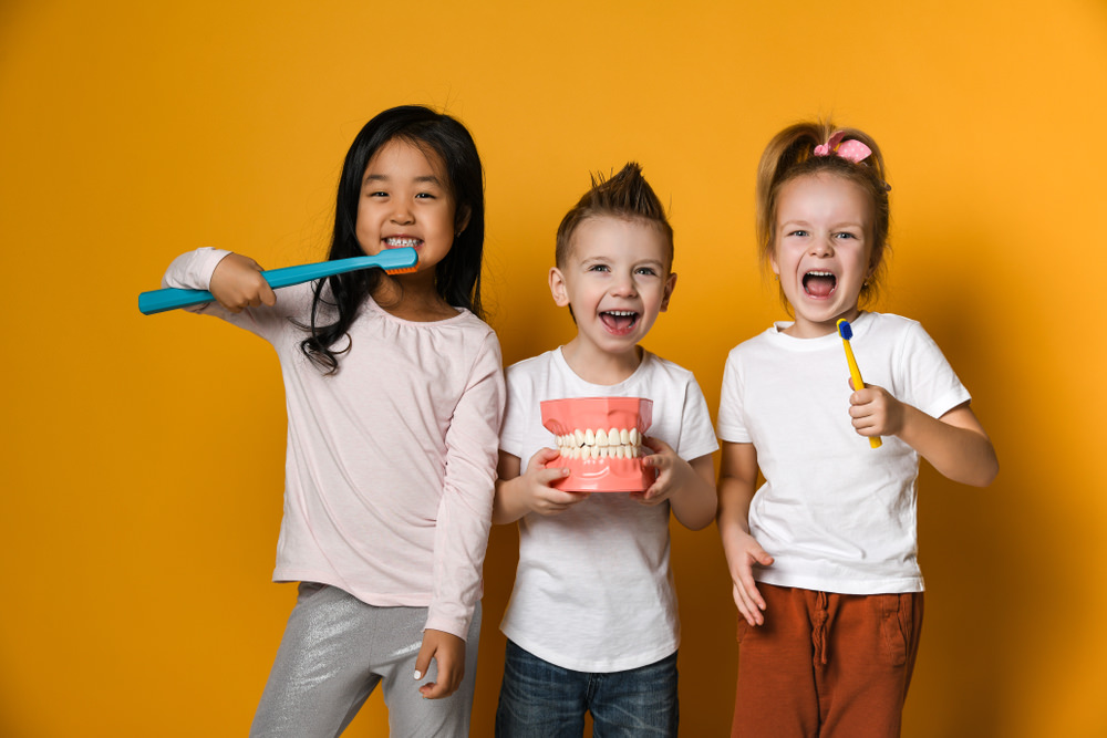 Top Kids toothbrushes on Amazon feature image dental aware